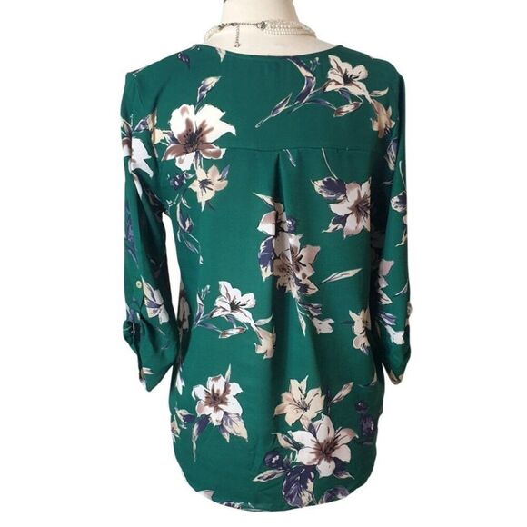 West Kei Womens Draped Surplice M Green White Floral LS Button Detail Festive - Picture 2 of 6